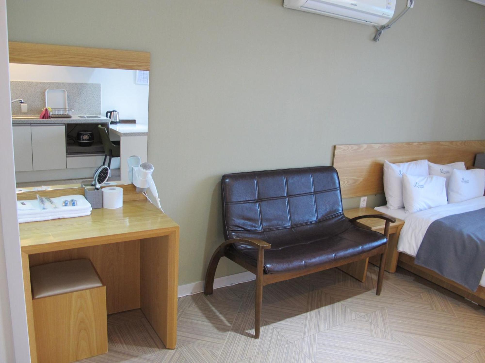 Lium Spa Hostel ยอซู ภายนอก รูปภาพ