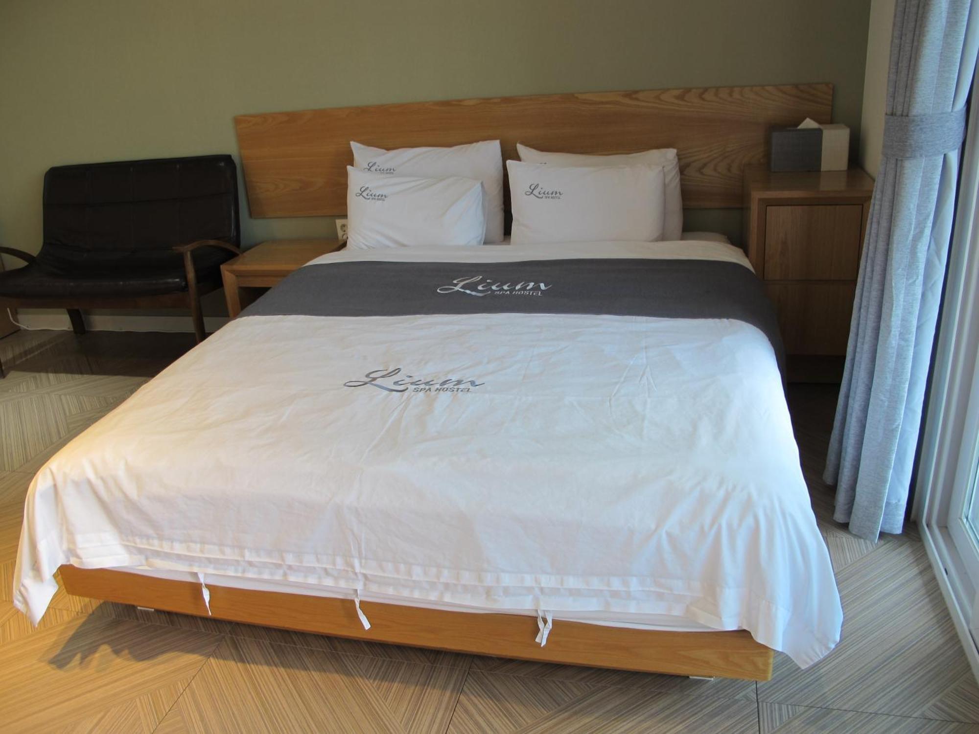 Lium Spa Hostel ยอซู ภายนอก รูปภาพ
