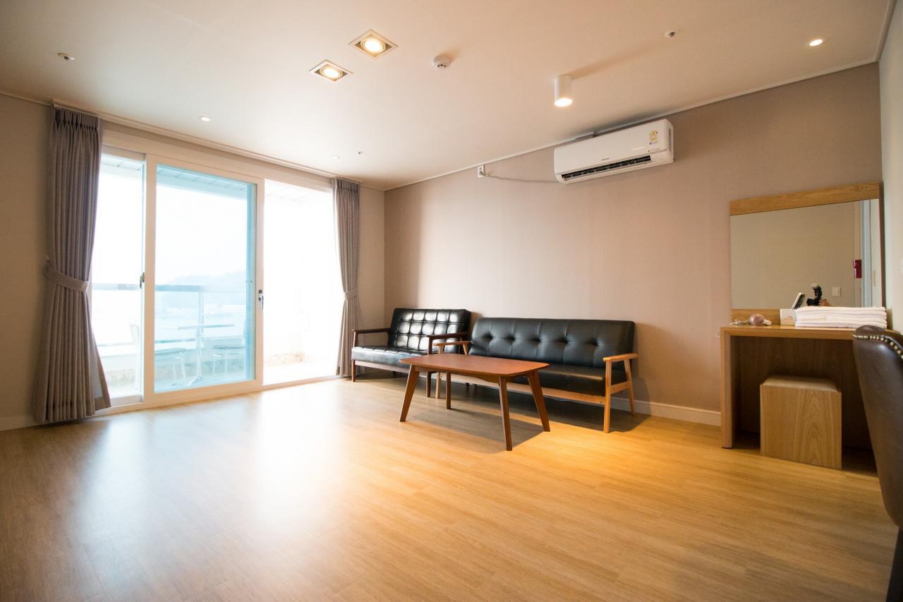 Lium Spa Hostel ยอซู ภายนอก รูปภาพ