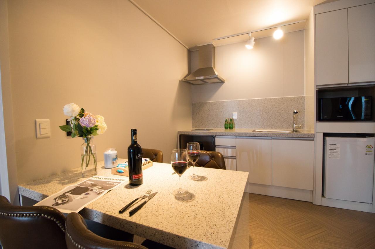 Lium Spa Hostel ยอซู ภายนอก รูปภาพ