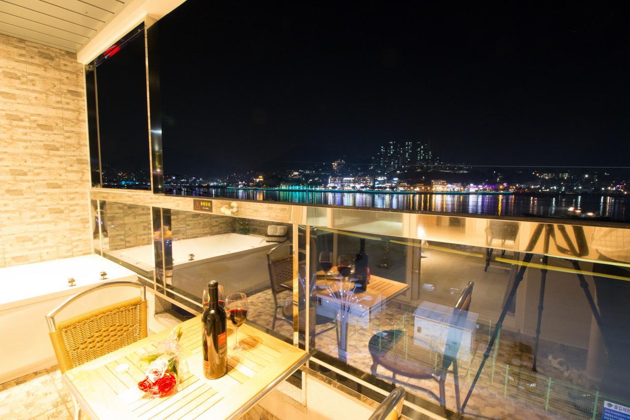 Lium Spa Hostel ยอซู ภายนอก รูปภาพ