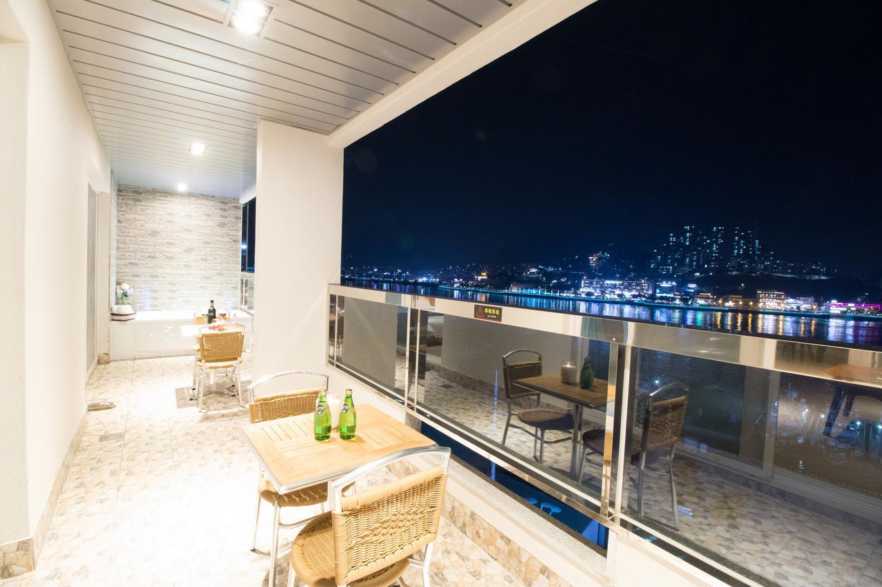 Lium Spa Hostel ยอซู ภายนอก รูปภาพ