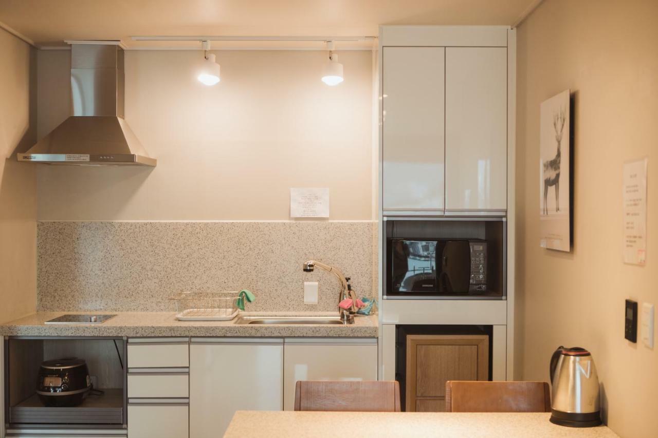 Lium Spa Hostel ยอซู ภายนอก รูปภาพ