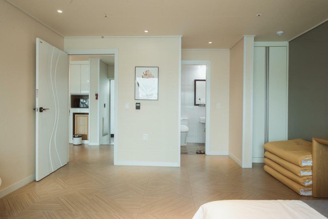 Lium Spa Hostel ยอซู ภายนอก รูปภาพ