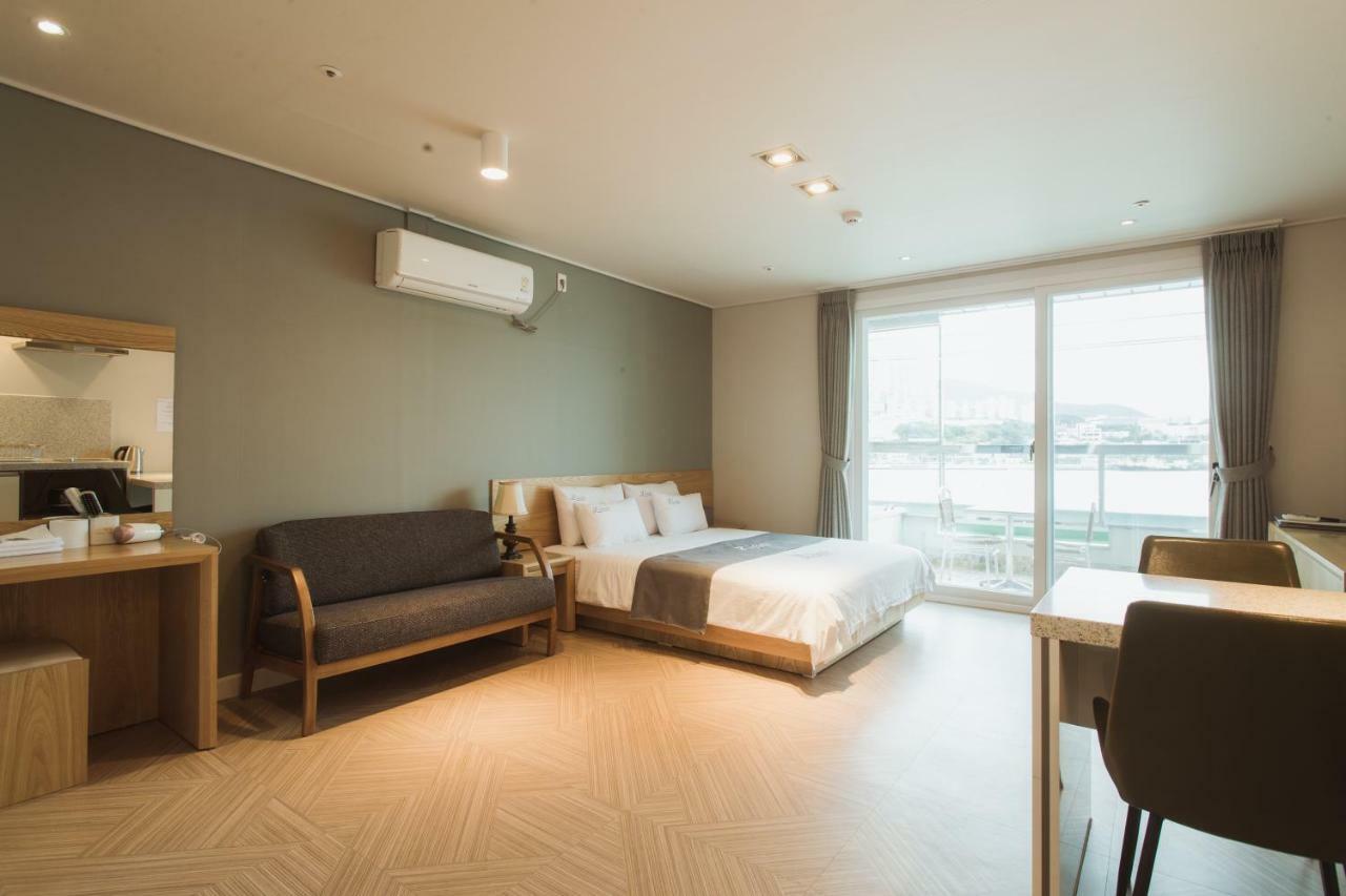 Lium Spa Hostel ยอซู ภายนอก รูปภาพ