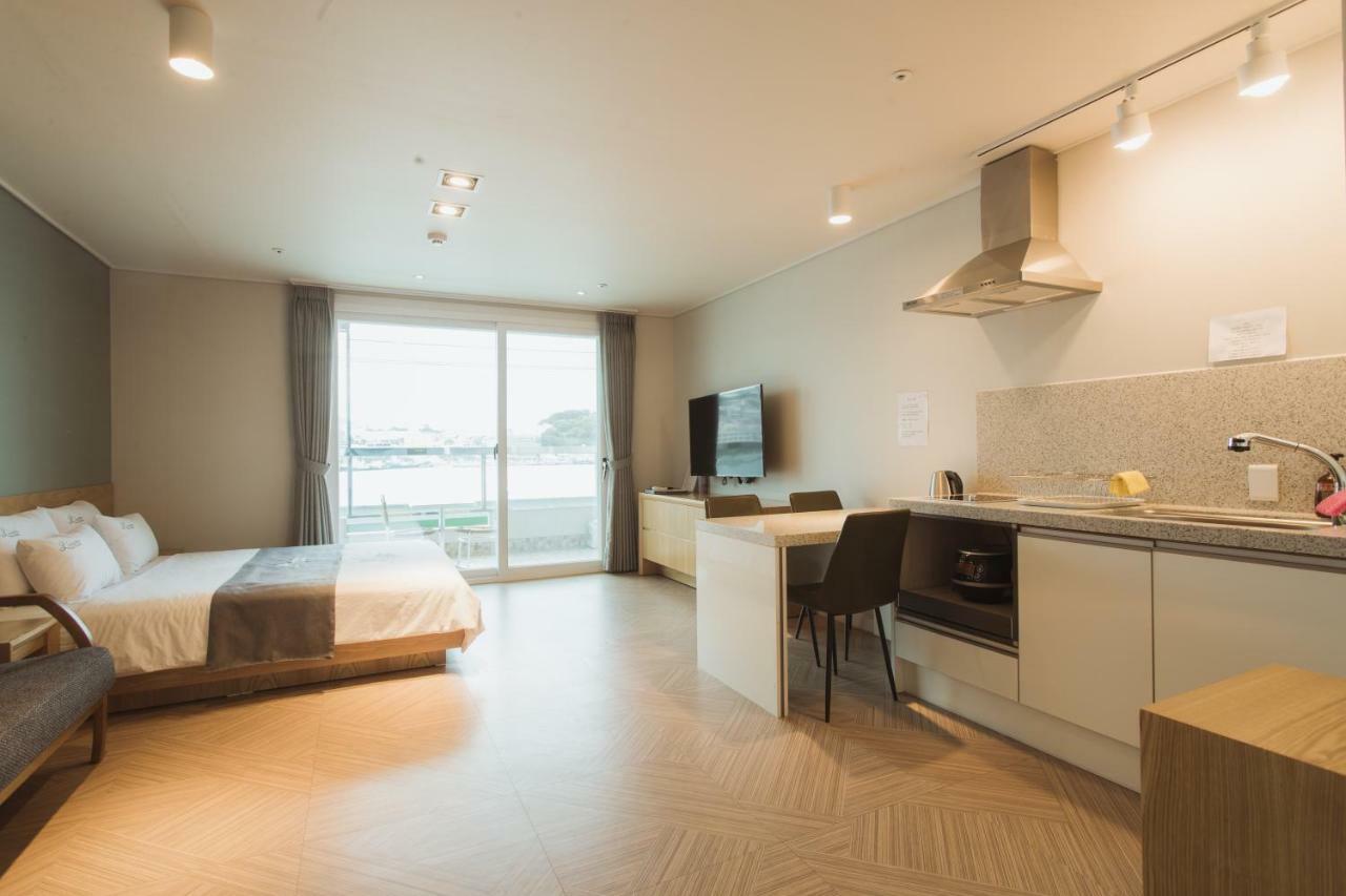 Lium Spa Hostel ยอซู ภายนอก รูปภาพ